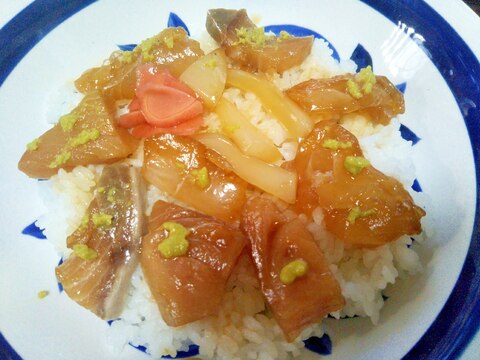 バレンタイン♡ぶり鯛イカの漬け丼